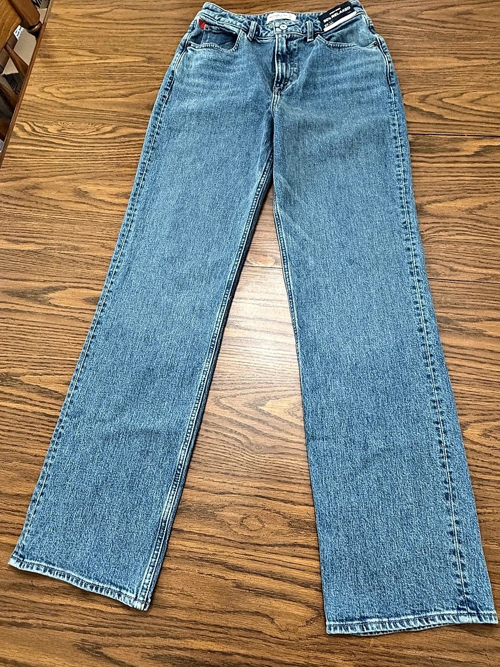 NWT Abercrombie & Fitch Curve Love High Rise 90s Relaxed Jean Jeans Size 27 Long